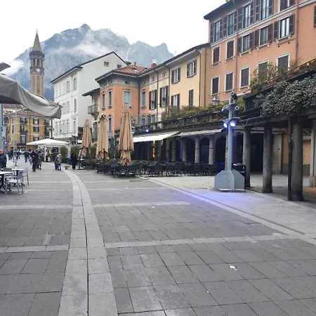 Lecco's Heart! Centro - A Due Passi Dal - Moderno E Luminoso *